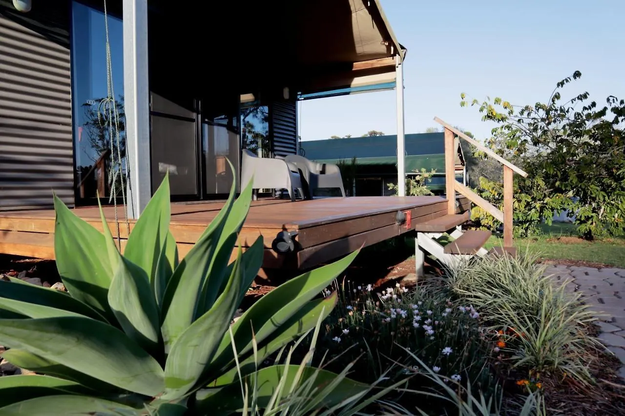 Southern Sky Glamping جبل تامبورين 0*,